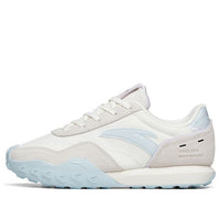 (WMNS) ANTA Life Series Sneakers 'White Blue' 122218856-4