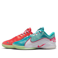 Nike LeBron 22 EP 'Christmas' HV5148-600