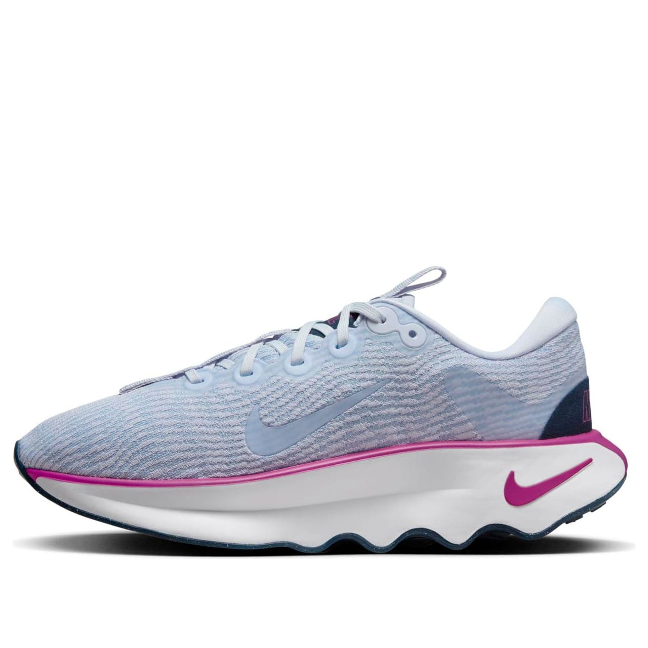 (WMNS) Nike Motiva 'Football Grey Hot Fuchsia Navy' DV1238-008