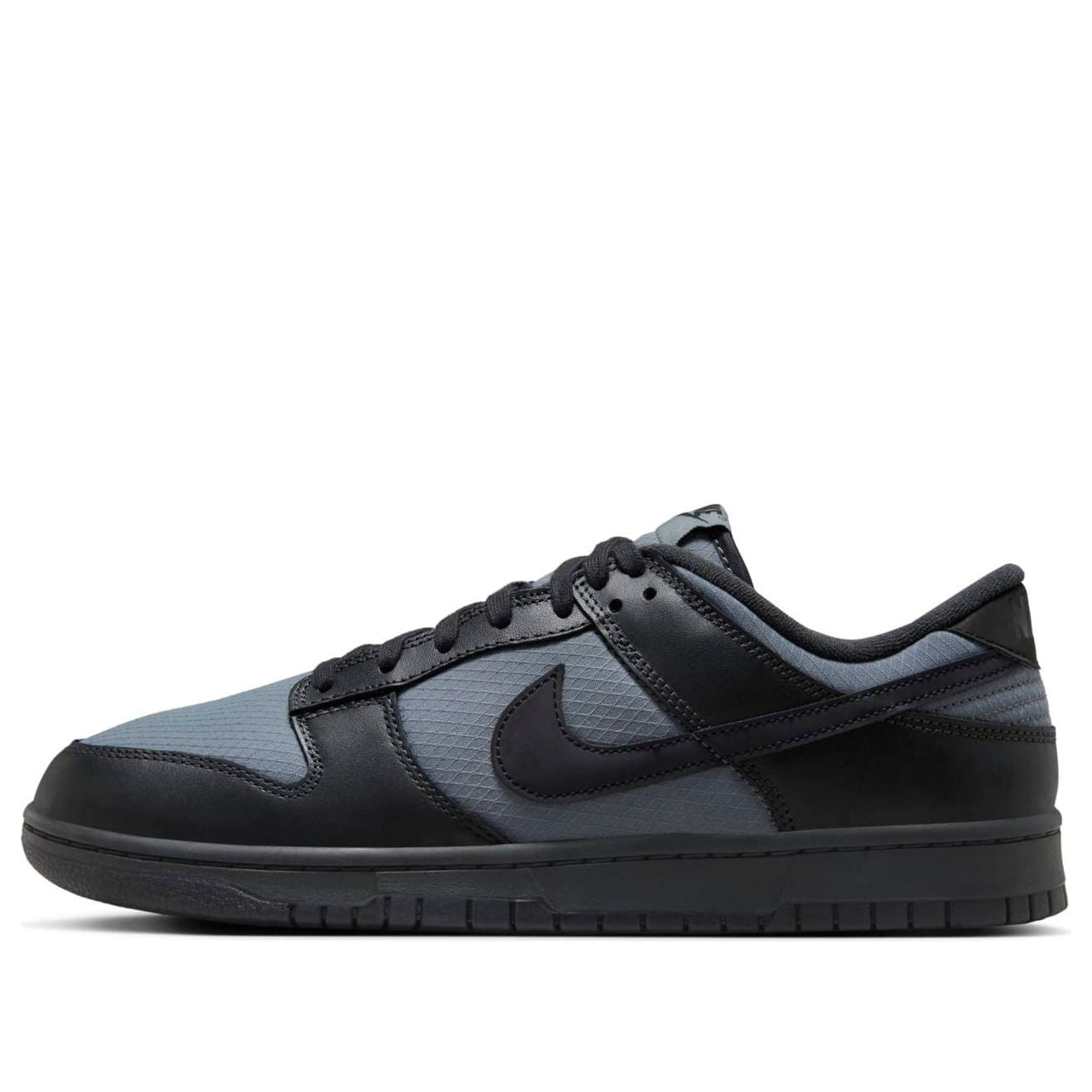 Nike Dunk Low 'Off Noir Smoke Grey' FZ3052-001