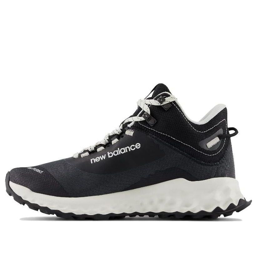 (WMNS) New Balance Fresh Foam Garo Mid 'Blacktop Sea Salt' WTGAMCLB