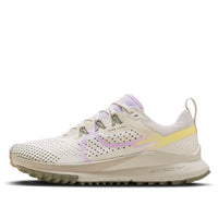 (WMNS) Nike Pegasus Trail 4 'Tan' FZ5060-095