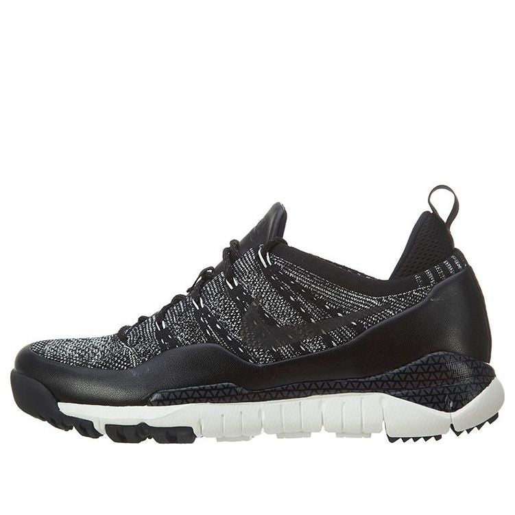 Nike Lupinek Flyknit Low 'Black' 882685-100