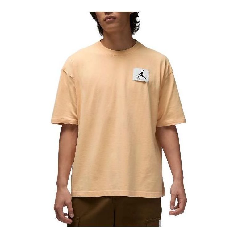 Air Jordan Flight Essentials Oversize T-shirt Asia Sizing 'Gold' DZ0605-251