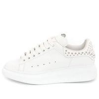 (WMNS) Alexander McQueen Studded Oversized Sneakers 'White' 666406WHQYW9071