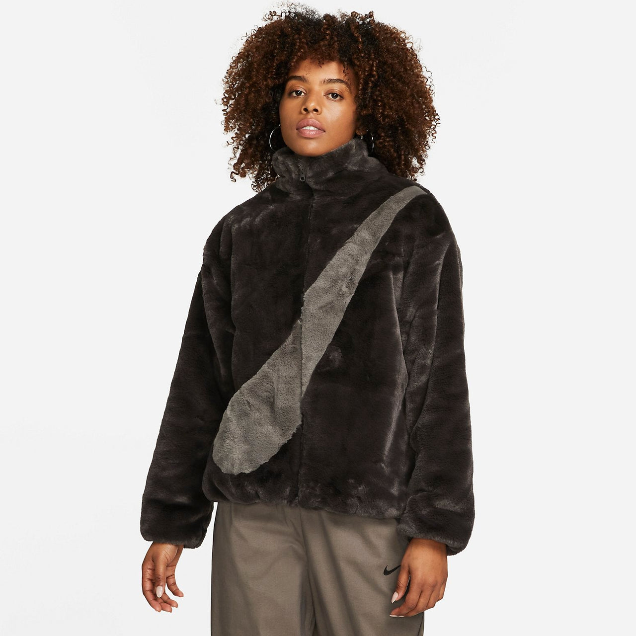 (WMNS) Nike Oversized Swoosh Logo Jacket Asia Sizing 'Velvet Brown' DO3792-220
