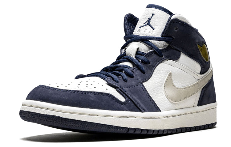 Air Jordan 1 Retro + 'Midnight Navy' 136065-101