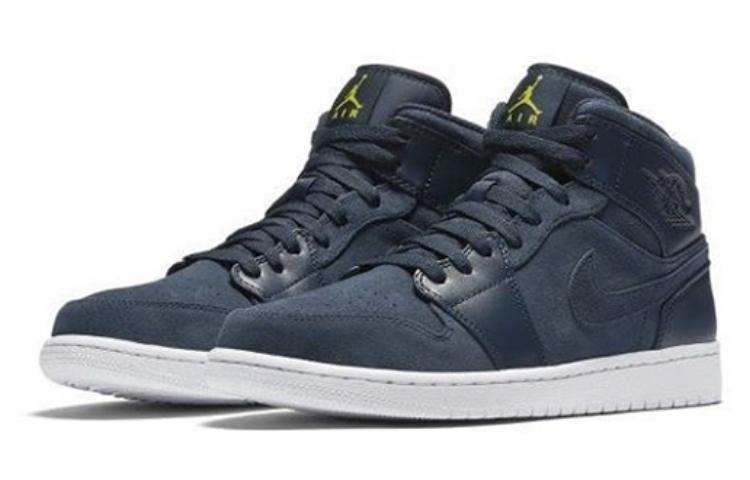 Air Jordan 1 Mid 'Armory Navy' 554724-421