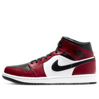 Air Jordan 1 Mid 'Chicago Black Toe' 554724-069