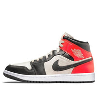 (WMNS) Air Jordan 1 Mid SE 'Newsprint' DQ6078-100